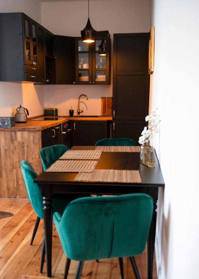 Klimatyczny Apartament Art Deco Apartment Chelm Bagian luar foto