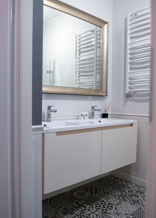 Klimatyczny Apartament Art Deco Apartment Chelm Bagian luar foto